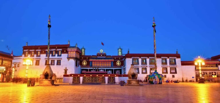 Tibet Lhasa Jokhang Temple