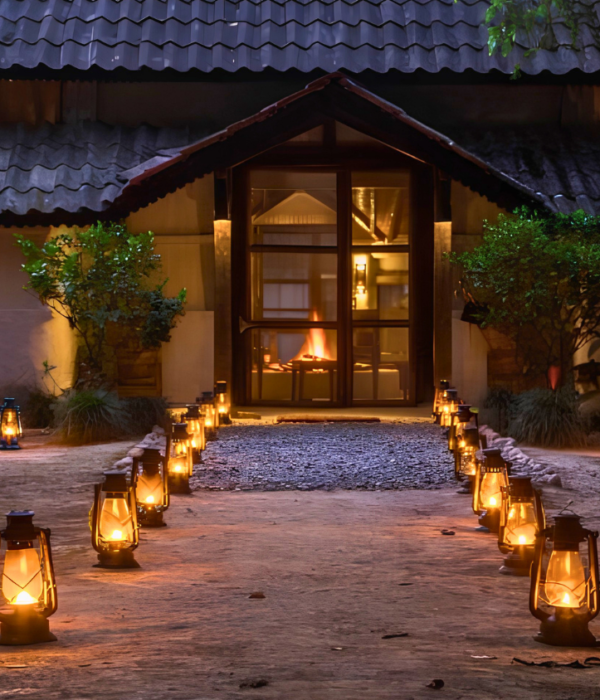 Ultra-Luxury Himalayan Holidays Kathmandu & Chitwan