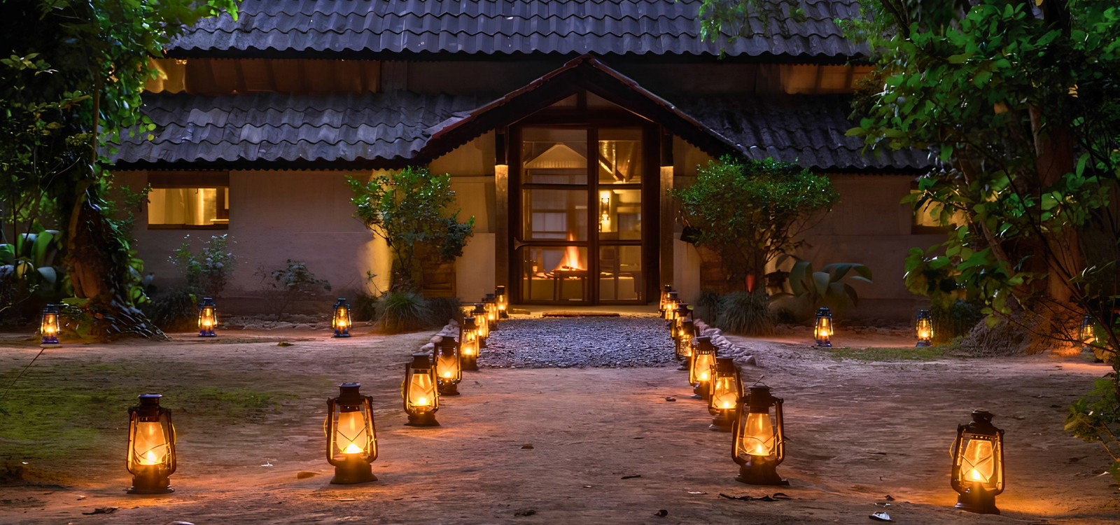 Ultra-Luxury Himalayan Holidays Kathmandu & Chitwan